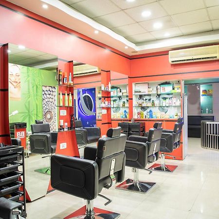 Hotel Rajmahal Guwahati Dış mekan fotoğraf