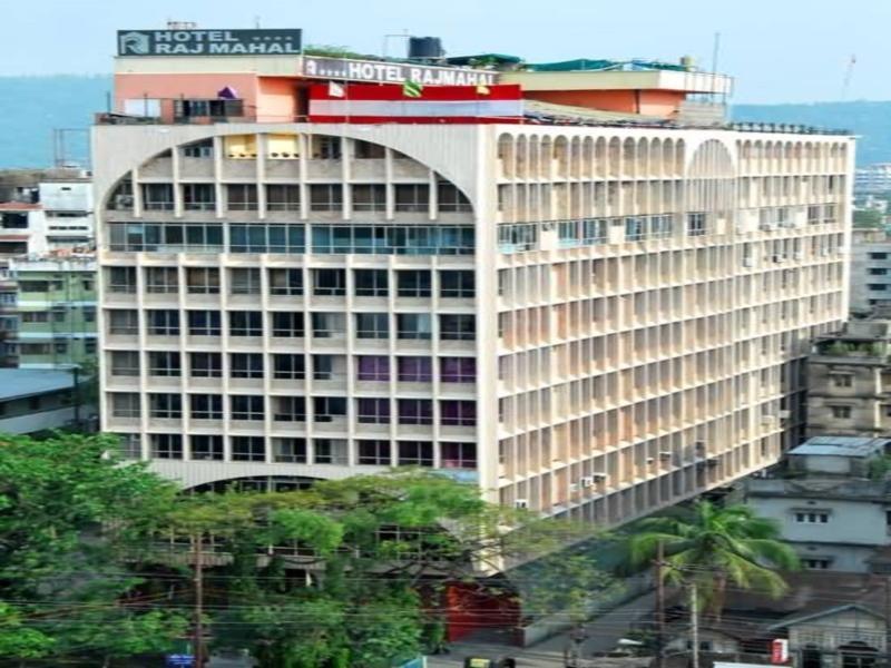Hotel Rajmahal Guwahati Dış mekan fotoğraf